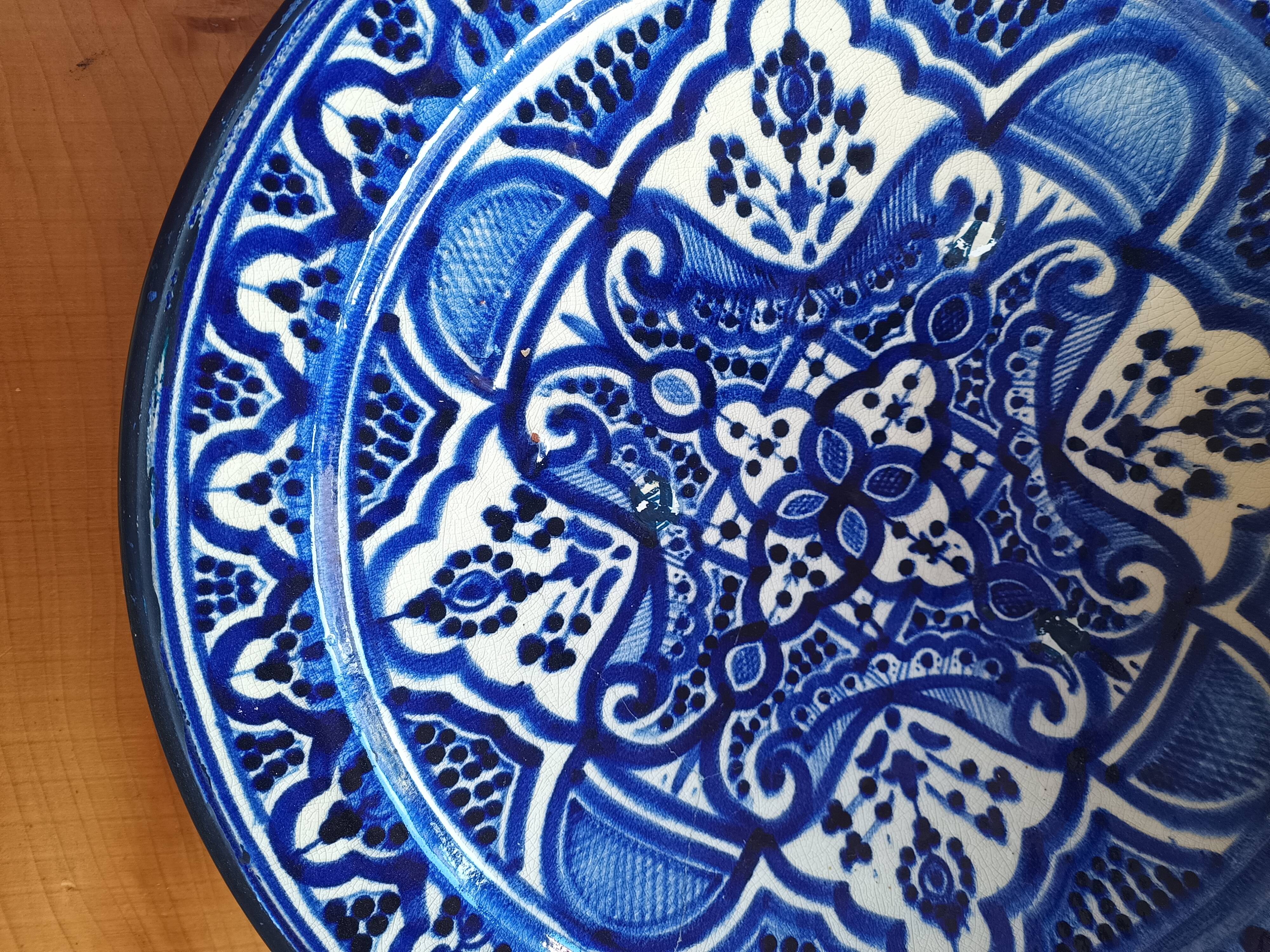 Large Moroccan dish or terracotta bowl, 42 cm diameter