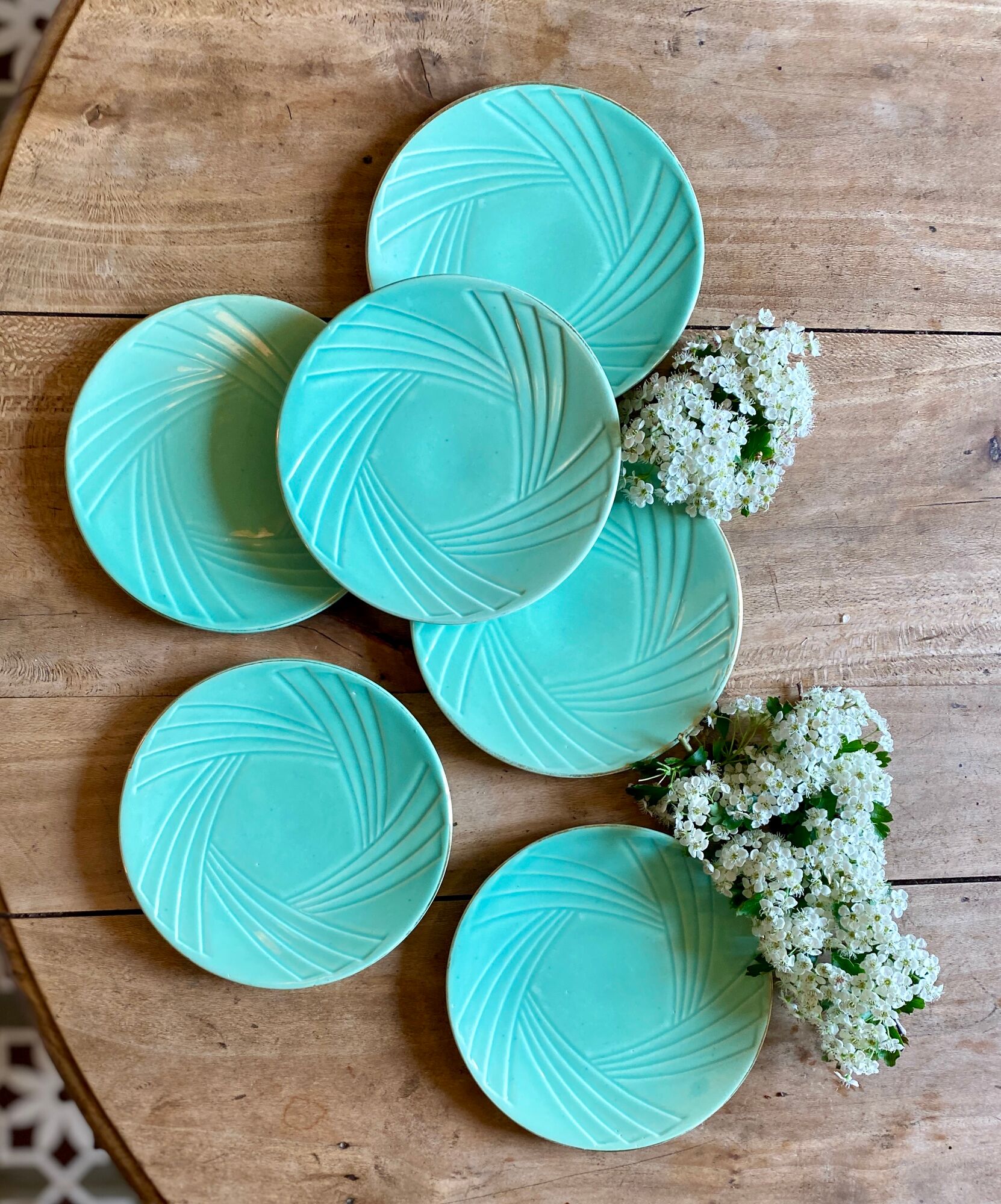 Set of 6 vintage art deco mint and gold desseet plates