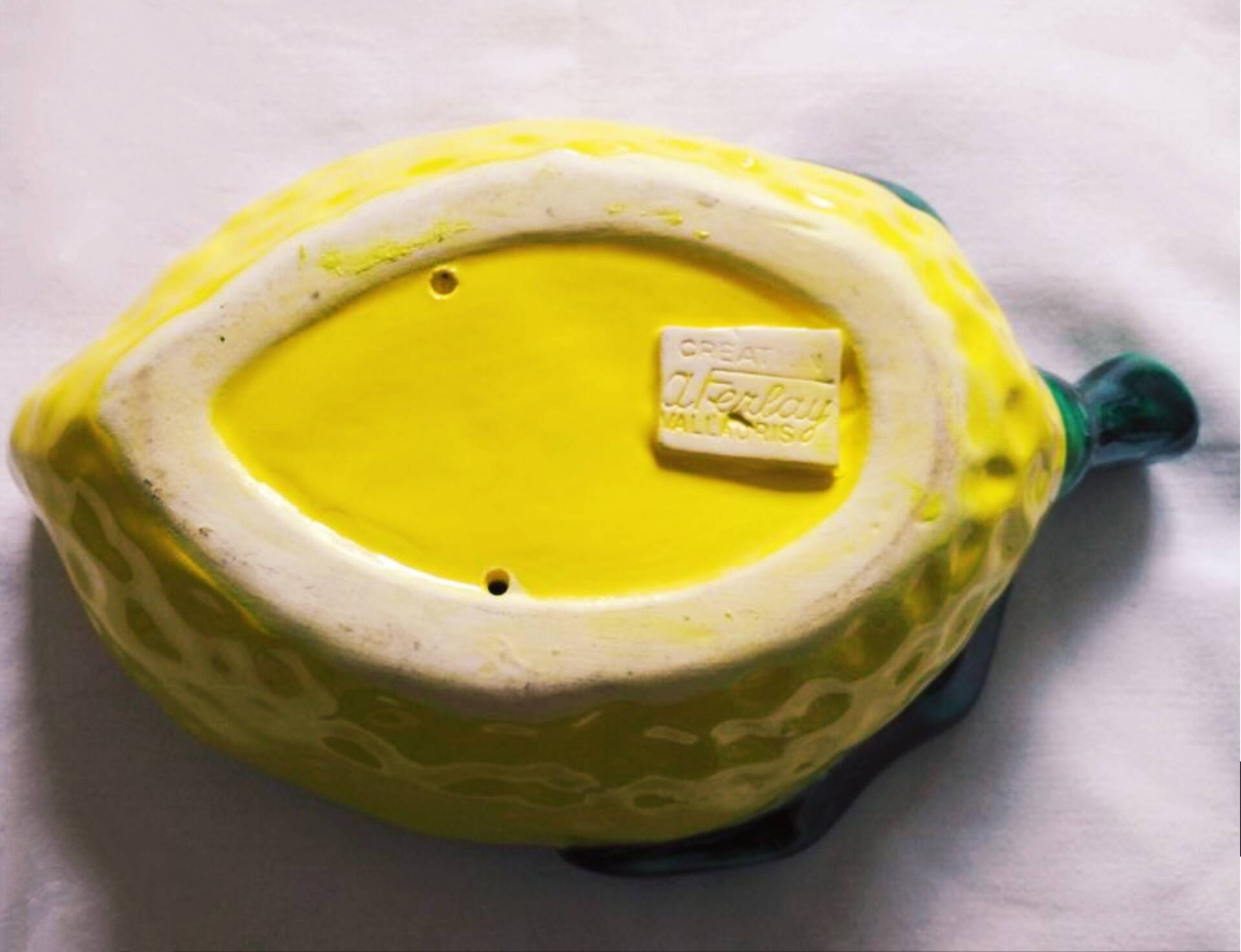 Vintage lemon butter dish in barbotine - Creation A. Ferlay Vallauris (A