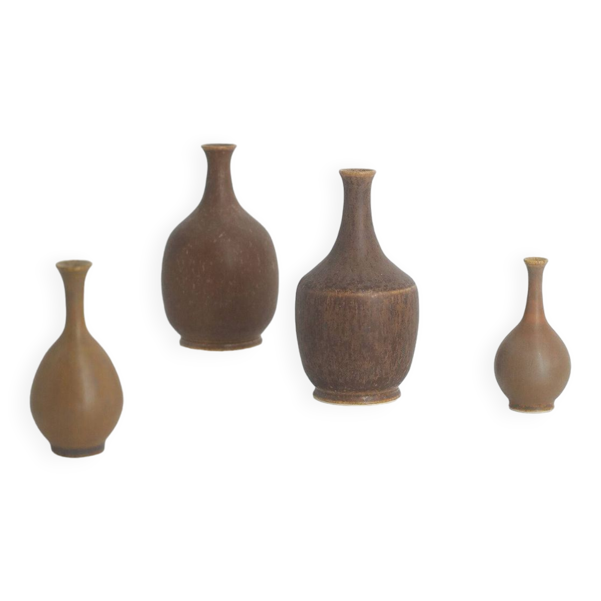 Set of 4 Scandinavian collectible vases in brown stoneware by Gunnar Borg.