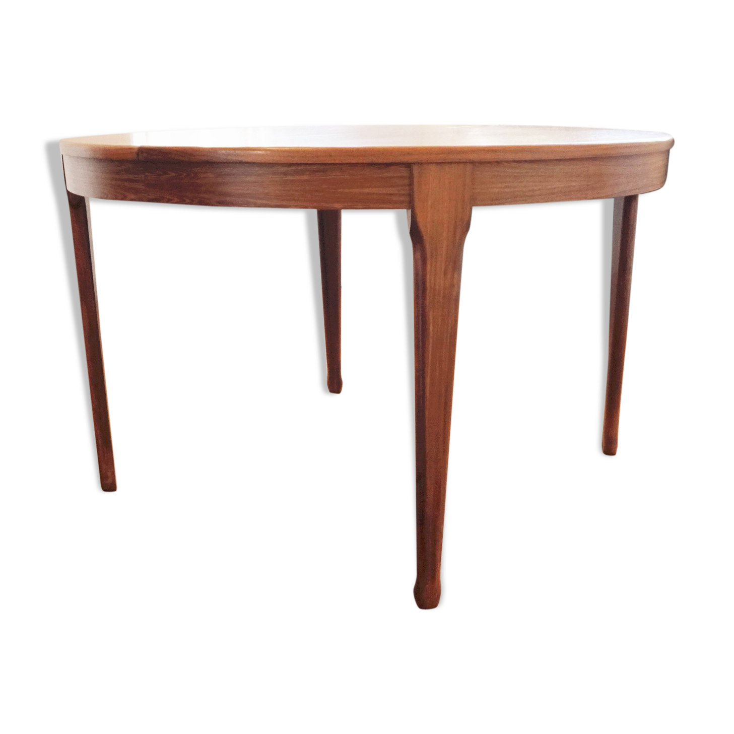 Baumann dining table