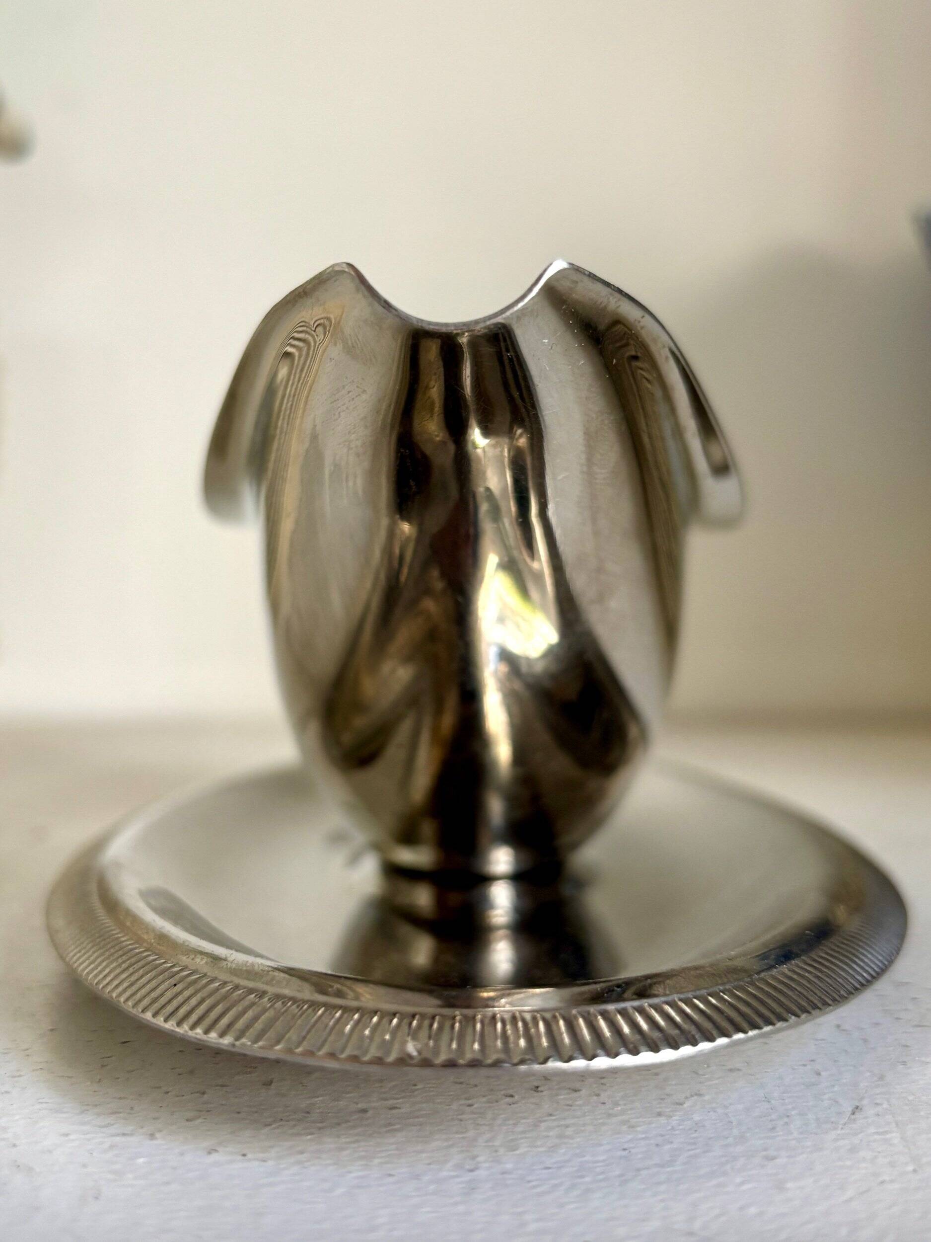 Silver stainless steel gravy boat