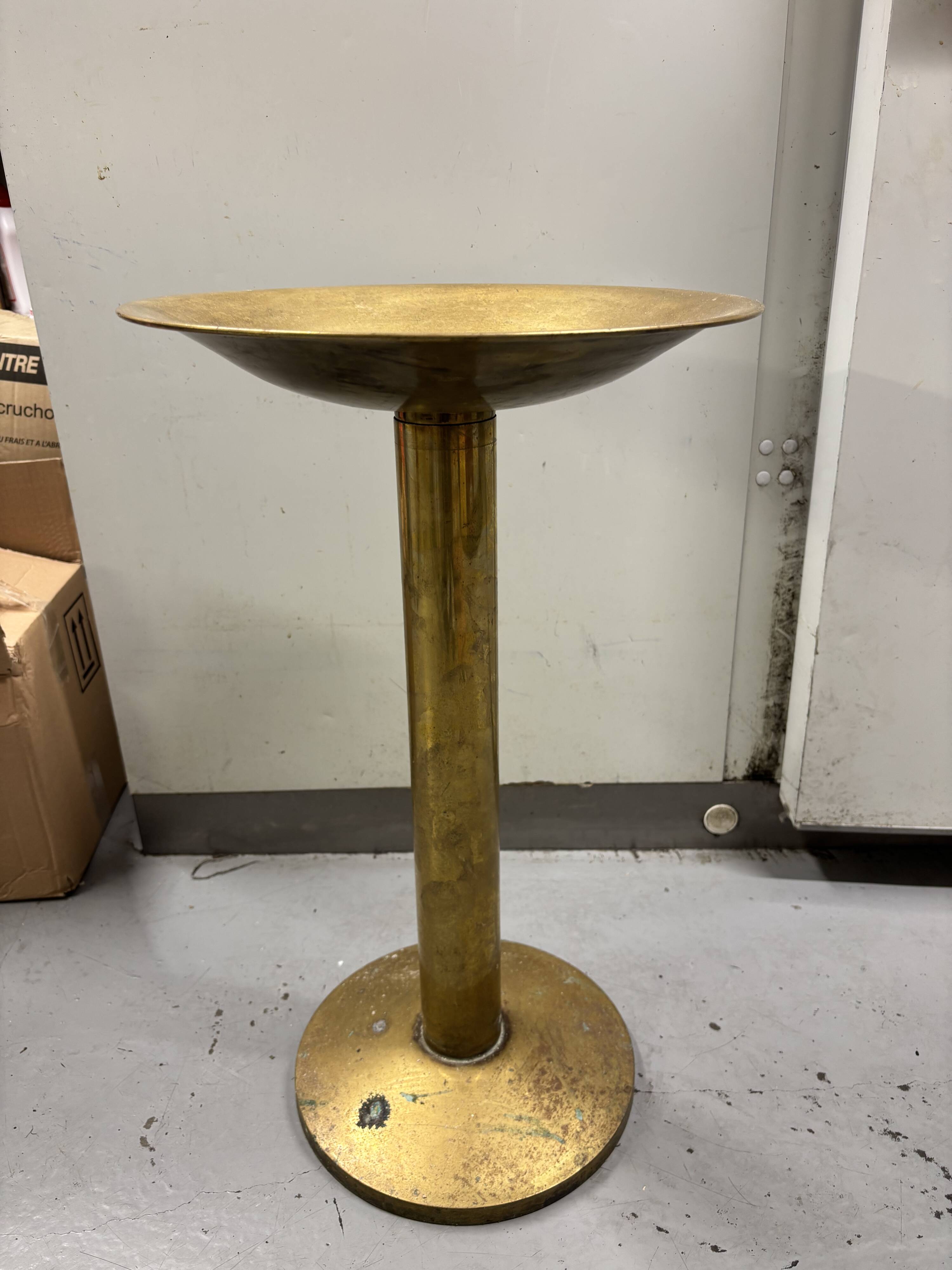 Cendrier sur pied en laiton