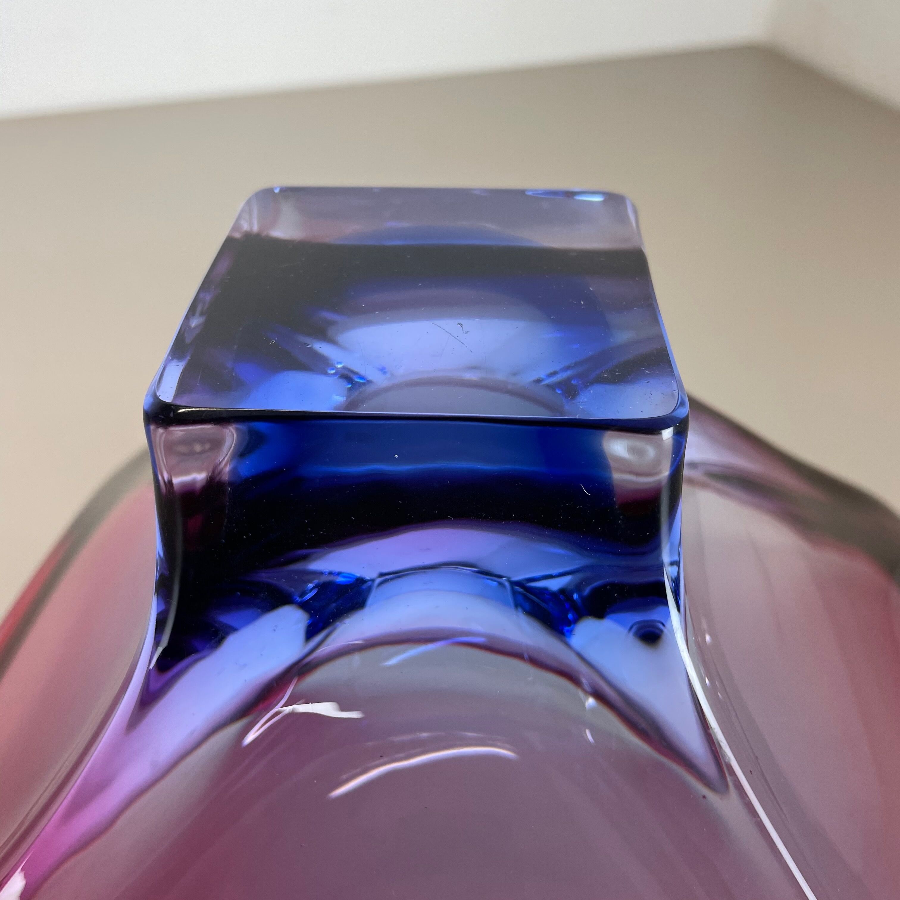 Floral glass bowl shell centerpiece by Fratelli Toso Murano, Italy, 1970s