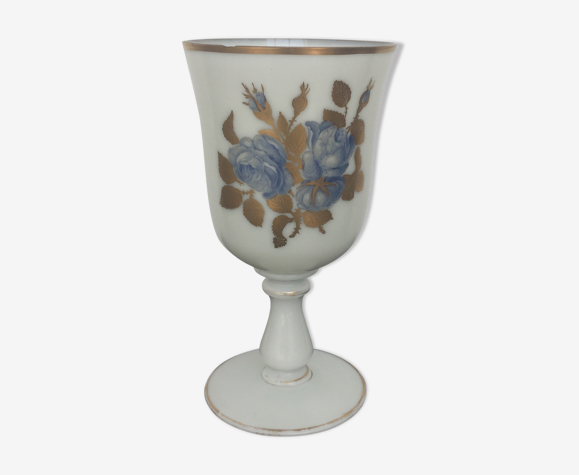Vase sur piédouche verre décor floral de roses bleues et or