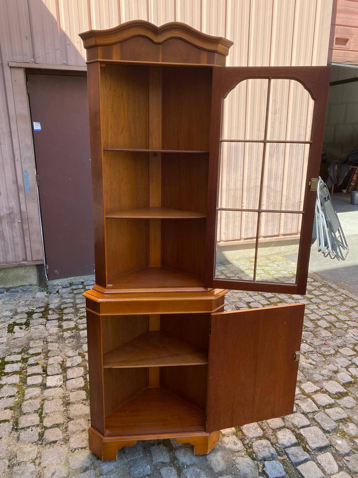 English Victorian corner display cabinet in solid wood and marquetry