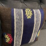 Housse de coussin en laine noire