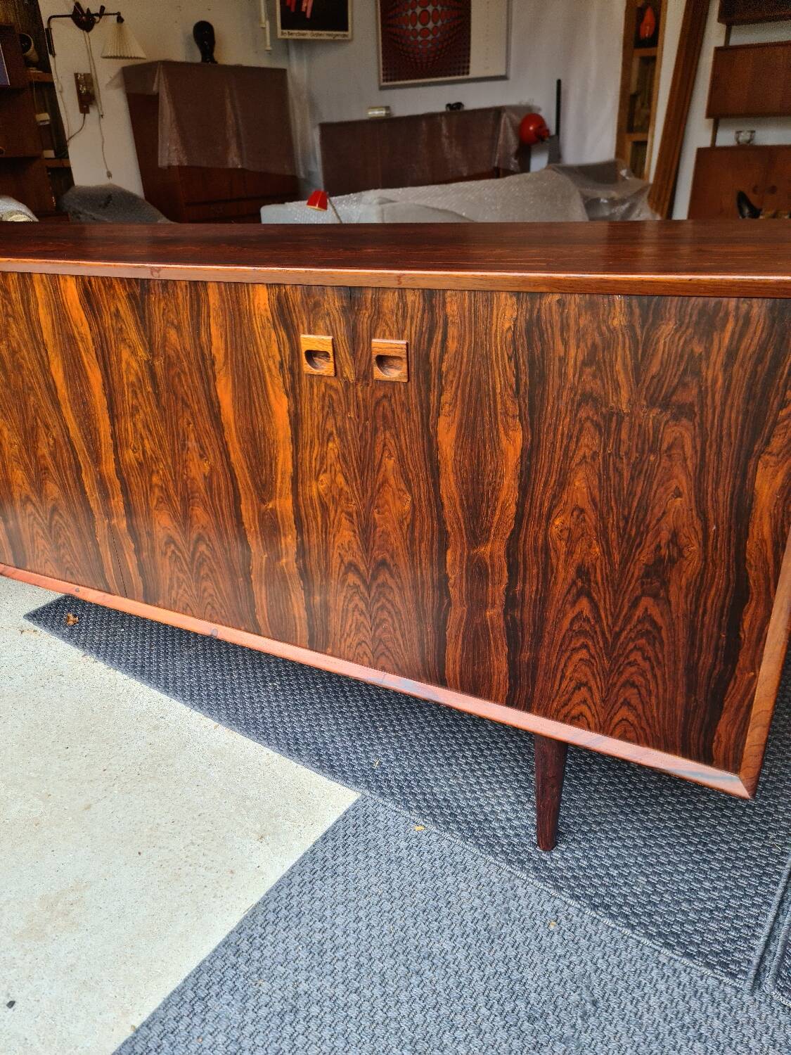 Brouer sideboard in rosewood