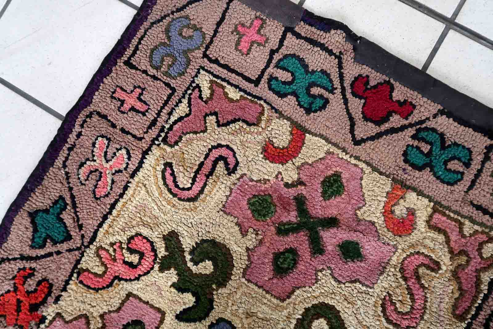 Handmade American Hooked Antique Rug 76cm x 175cm 1880s