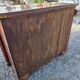 Commode galbée ancienne en acajou de style anglais