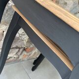 Duo black and wood nesting tables