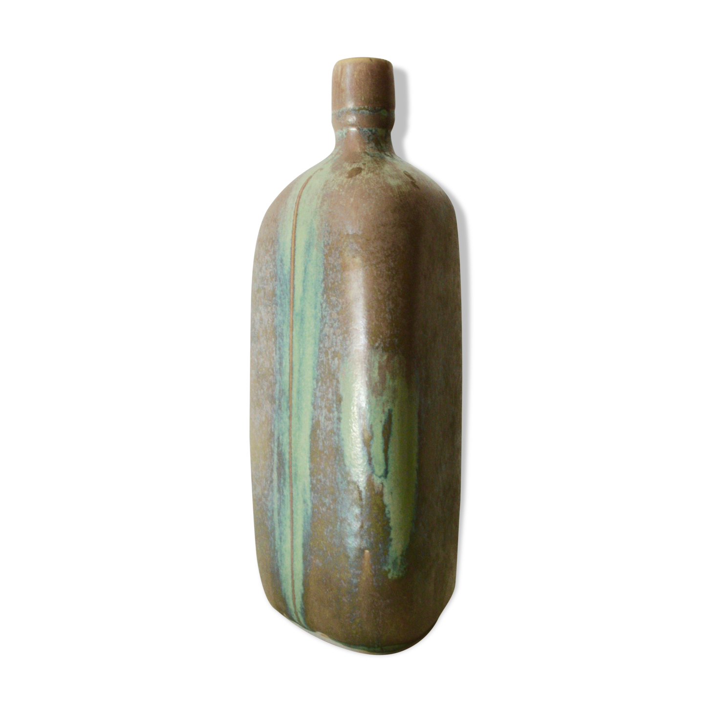 sandstone triangular bottle