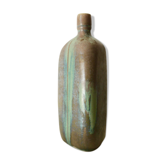 sandstone triangular bottle