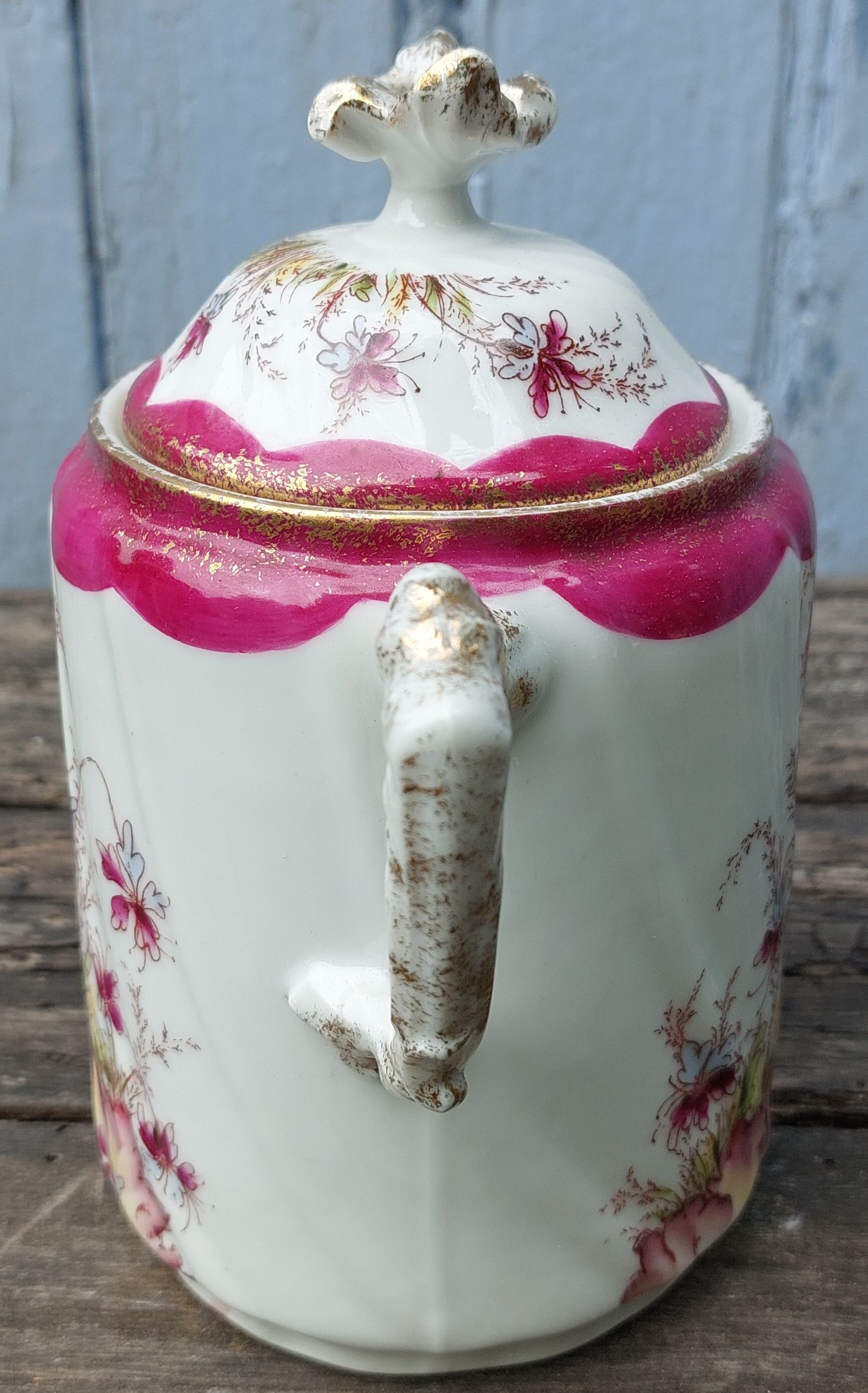 sucrier art nouveau en porcelaine