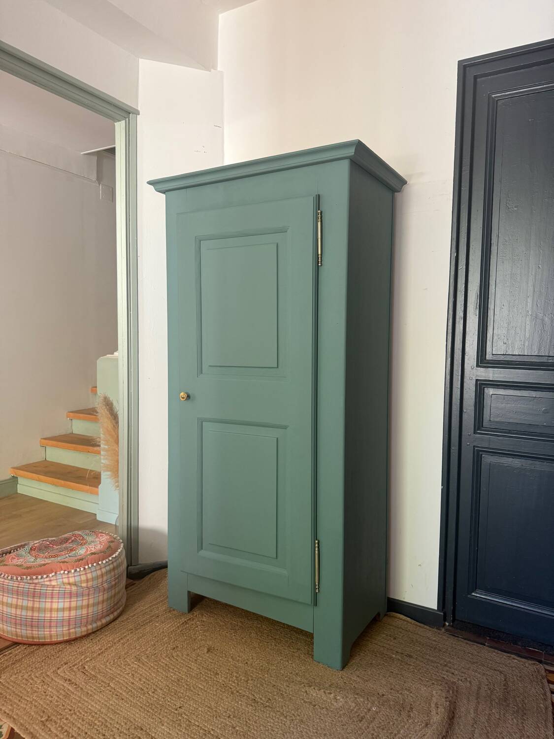 Solid wood cupboard