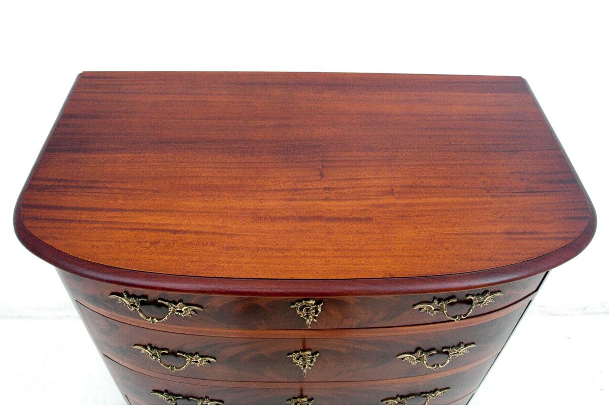 Commode antique, Europe du Nord, vers 1900