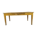 Farm table