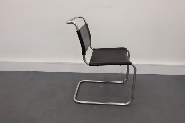 Chaise design Breuer, modèle B33, édition Thonet