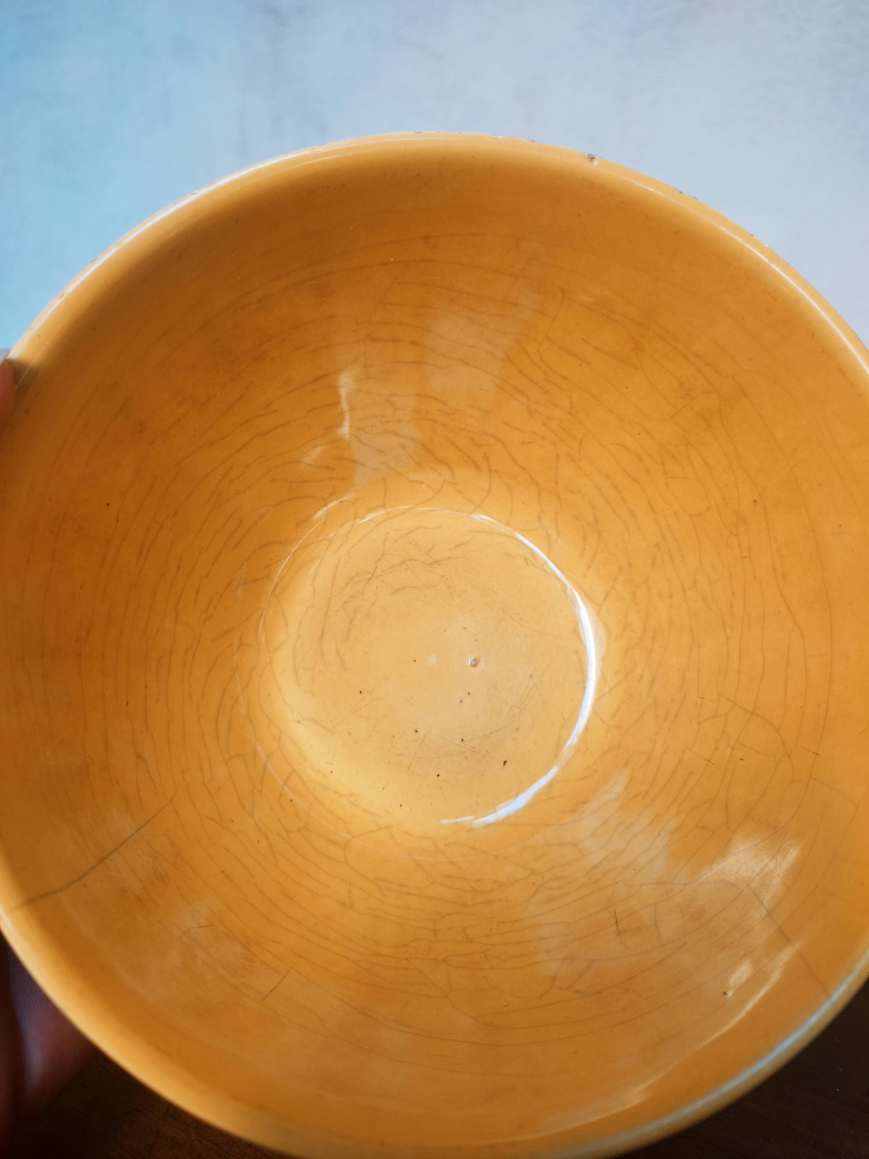 Duo of rib bowls in faience