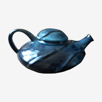 Large teapot in blue glazed Earth