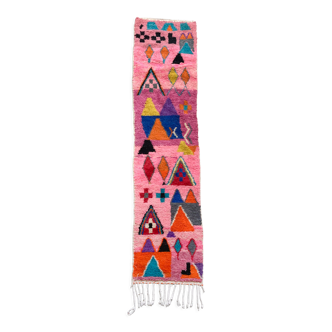 Tapis berbère marocain Boujaad couloir rose à motifs colorés 328x75cm