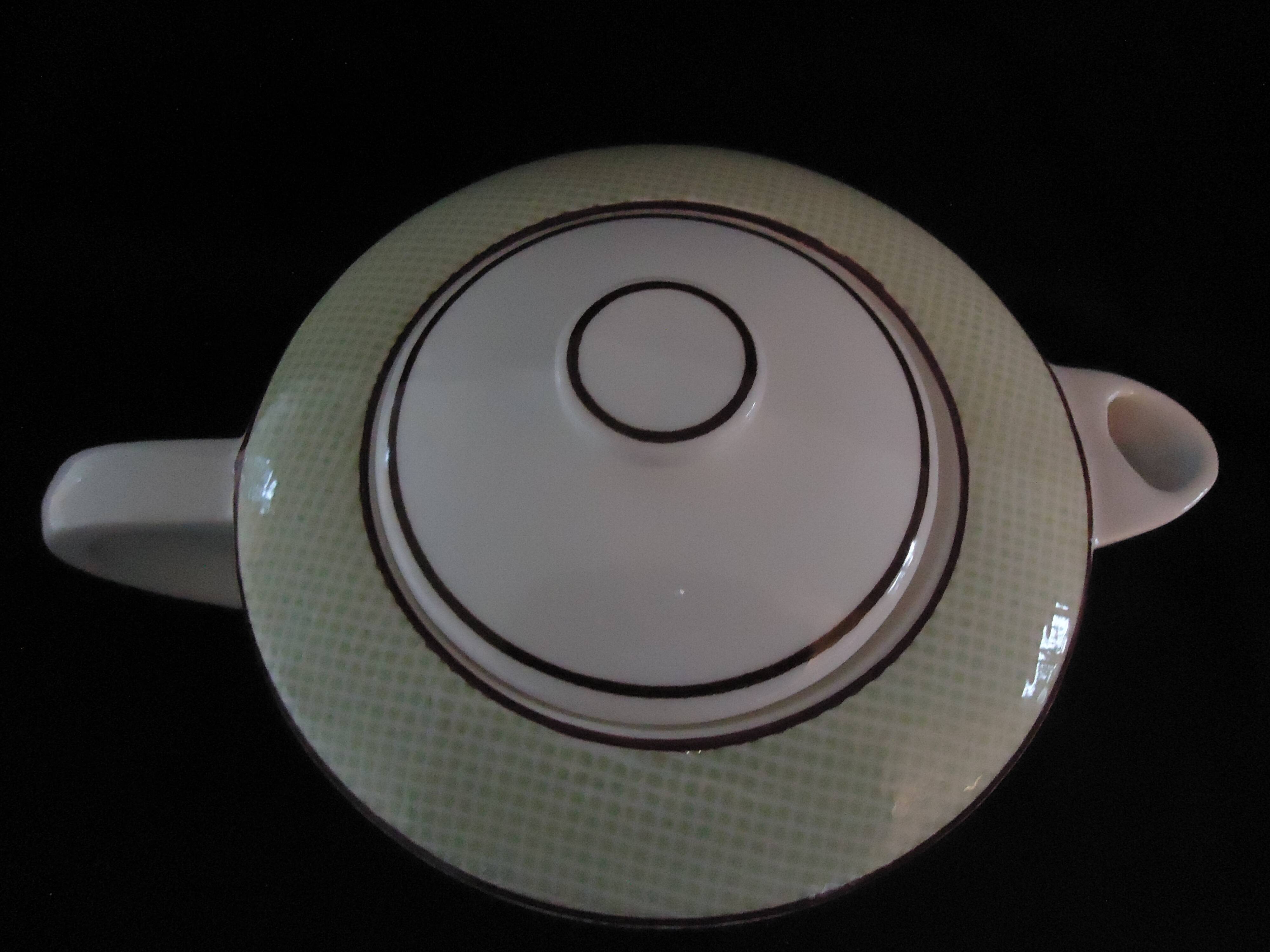 Théière porcelaine de salins modèle isoard