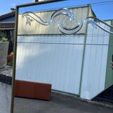 Miroir style vénitien à décor gravé et encadrement doré