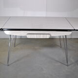 Formica 1950 table and chairs