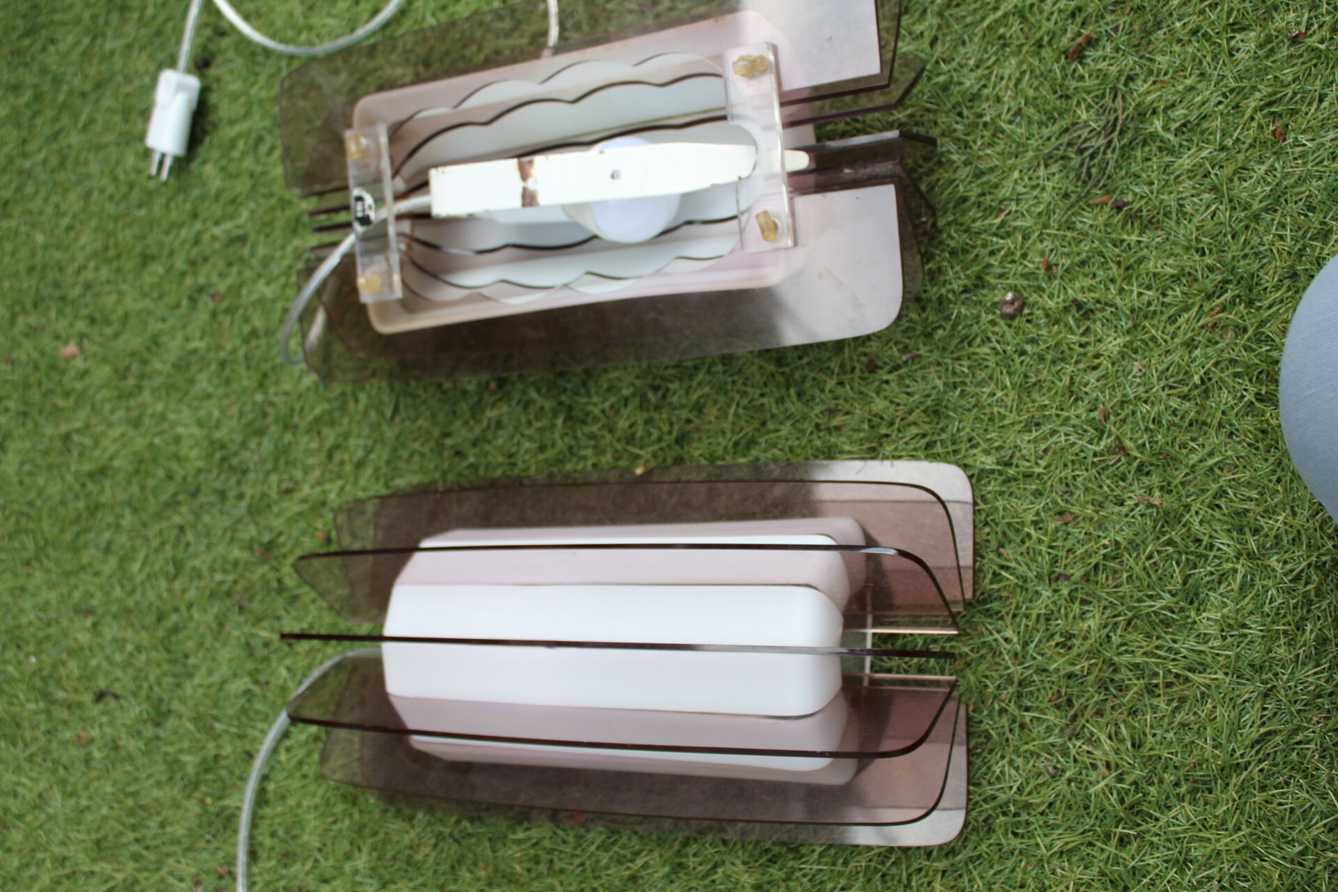 Set sconces Guzzini bagno vintage 70s
