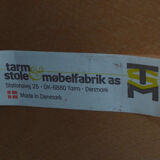 Armchair design J147 by Erik Ole Jørgensen of Tarm Stole & Møbelfabrik.