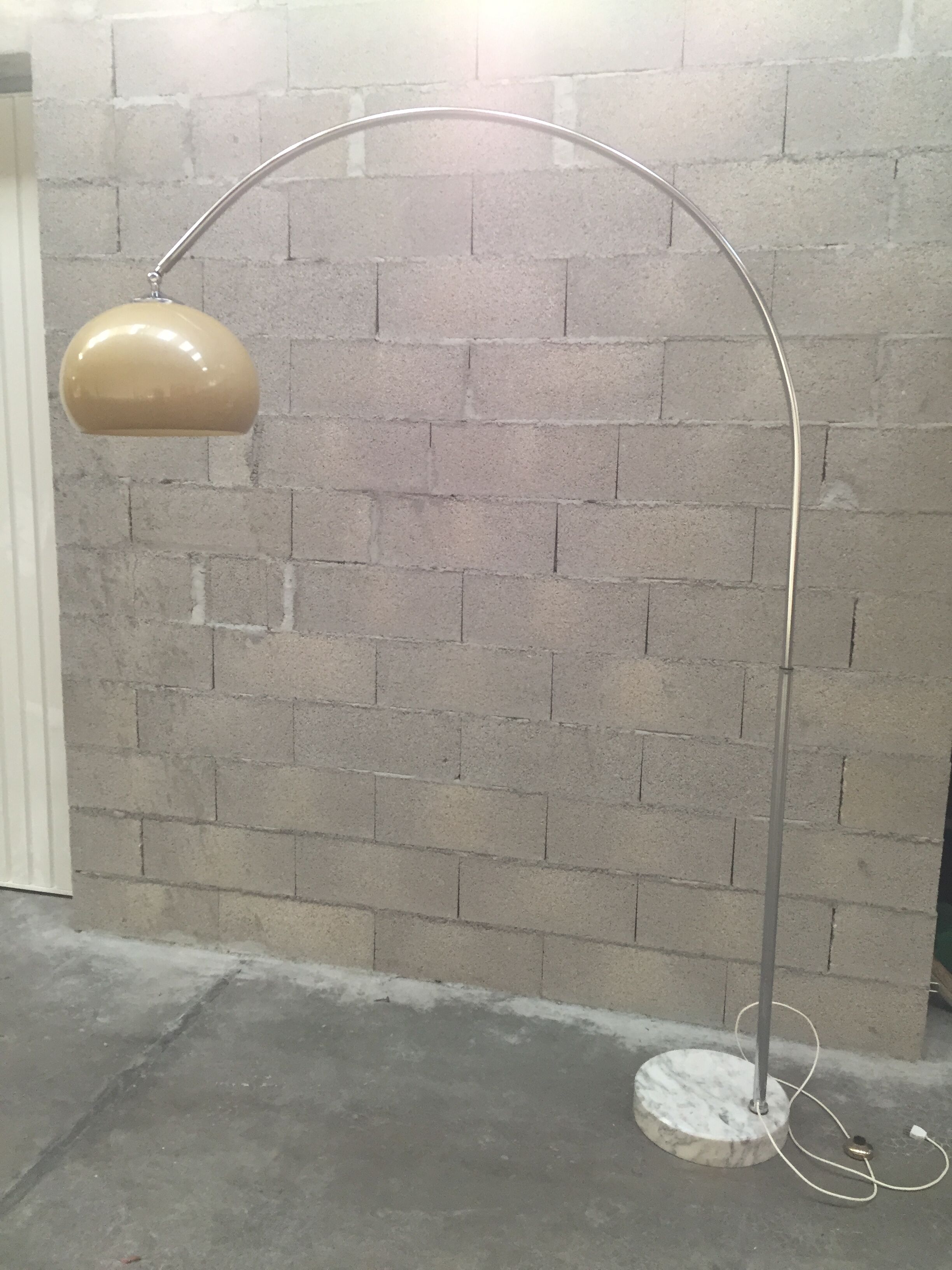 Bow floor lamp 1970