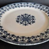 Pair of plates, one soup and one flat, Badonviller, Oriental decoration, early 10th century