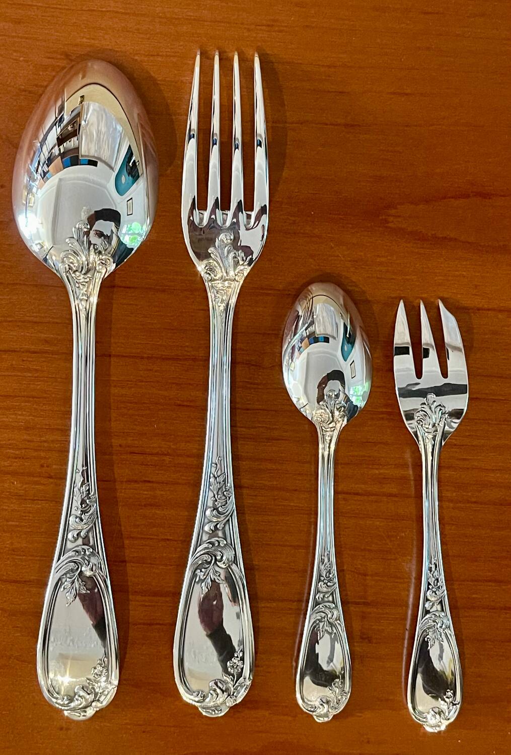 Ercuis Fontenoy 41-piece cutlery set, new condition
