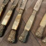Set of coat of arms fruit cutlery