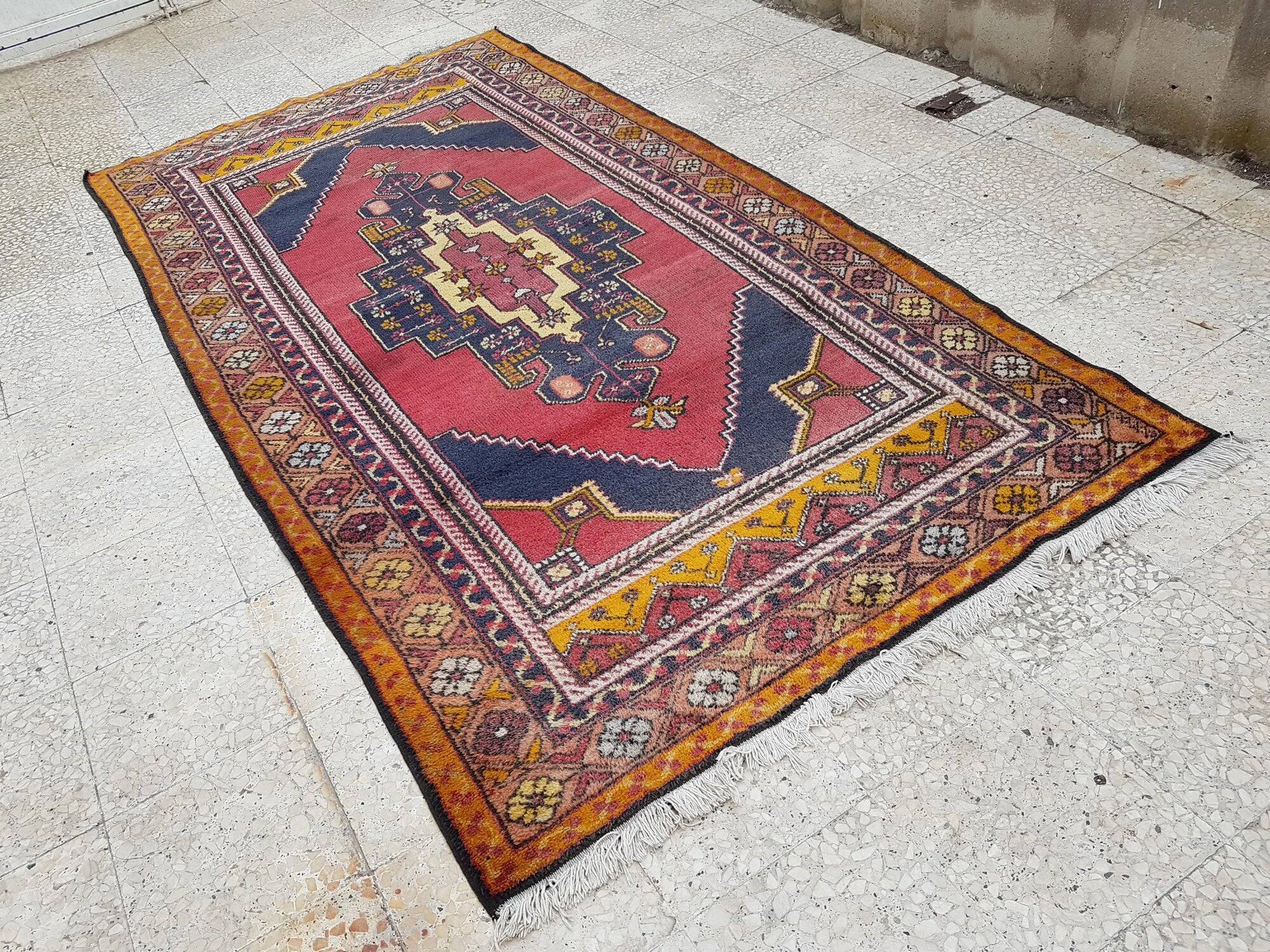 Tapis turc vintage fait main