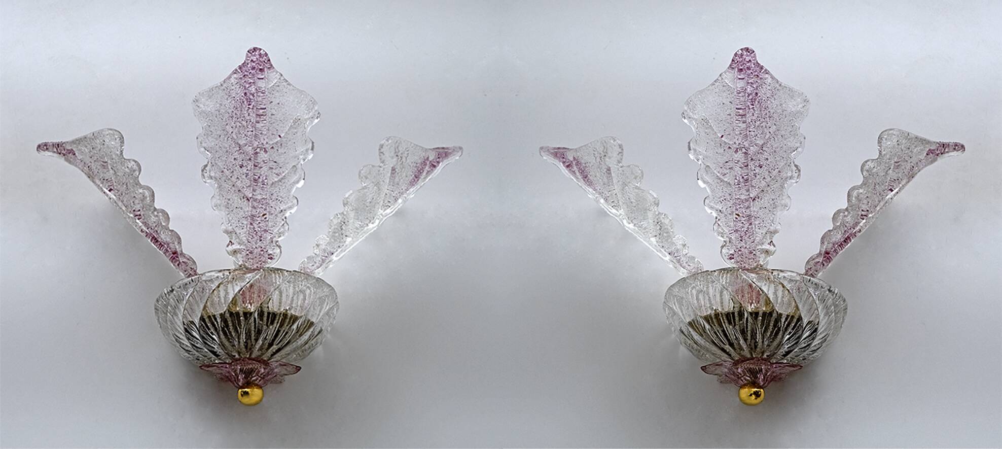 Pair of Classic Italian Murano Glass Leafs Wall Sconces, 1960s