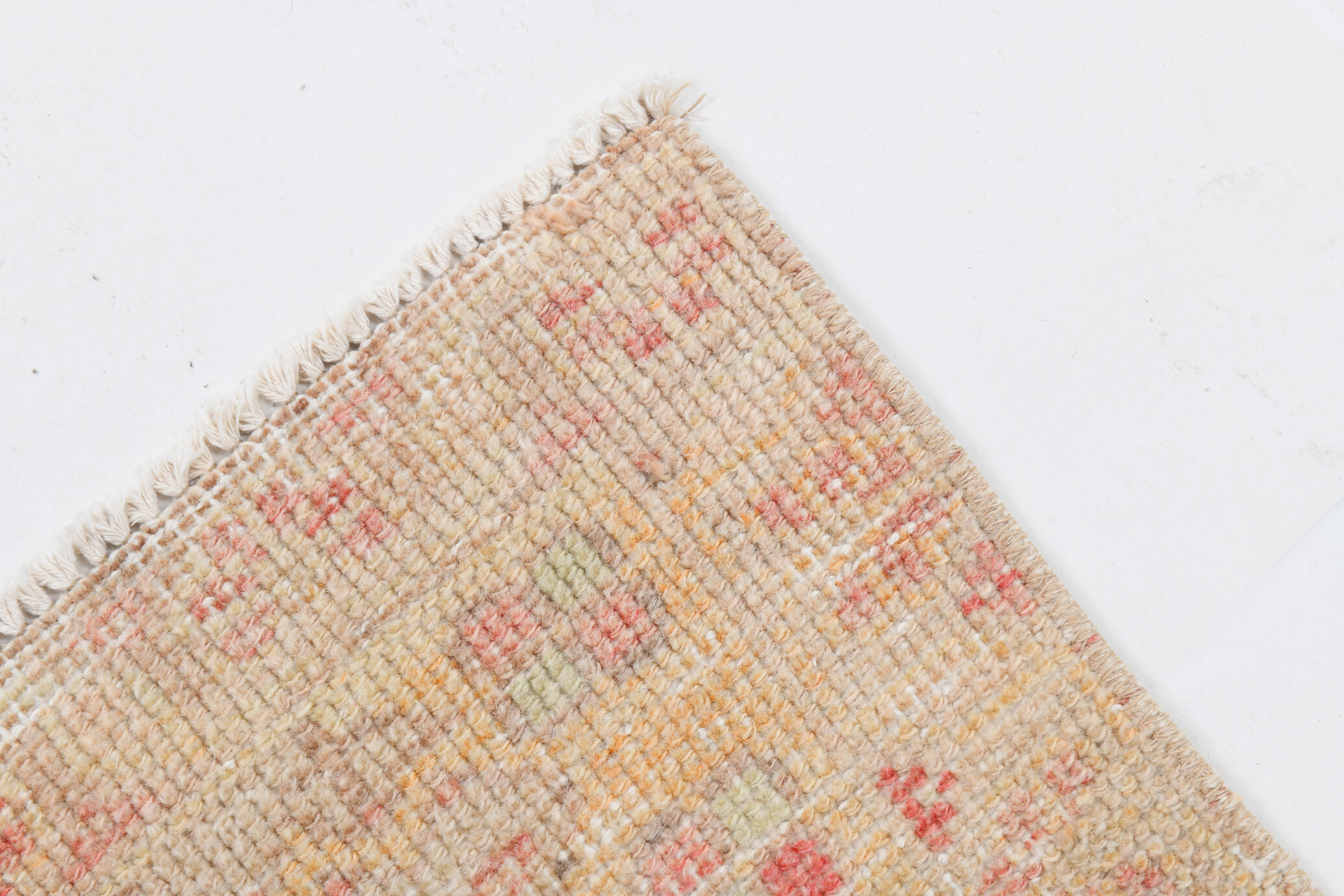 5x9 pale red & tan beige vintage rug 146x279cm