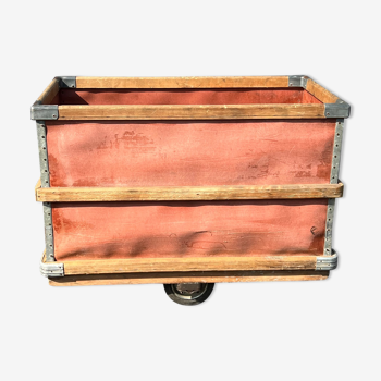 Old suroy tray 1960 wheeled box
