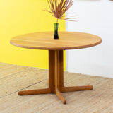 Vintage Scandinavian table Denmark – 115.5 cm