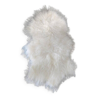 White mongolian lambskin