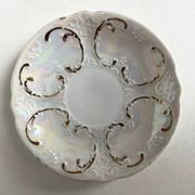 Paire de tasses en porcelaine