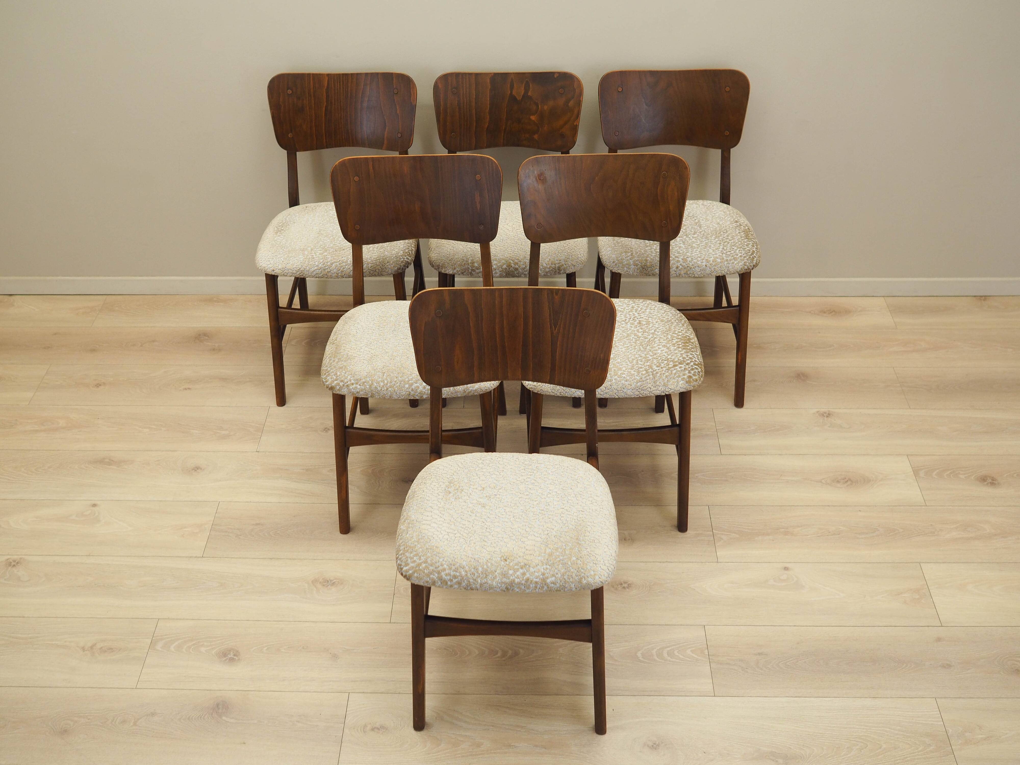 Ensemble de six chaises, design danois, années 1960, fabriquées au Danemark.