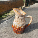Wine pitcher