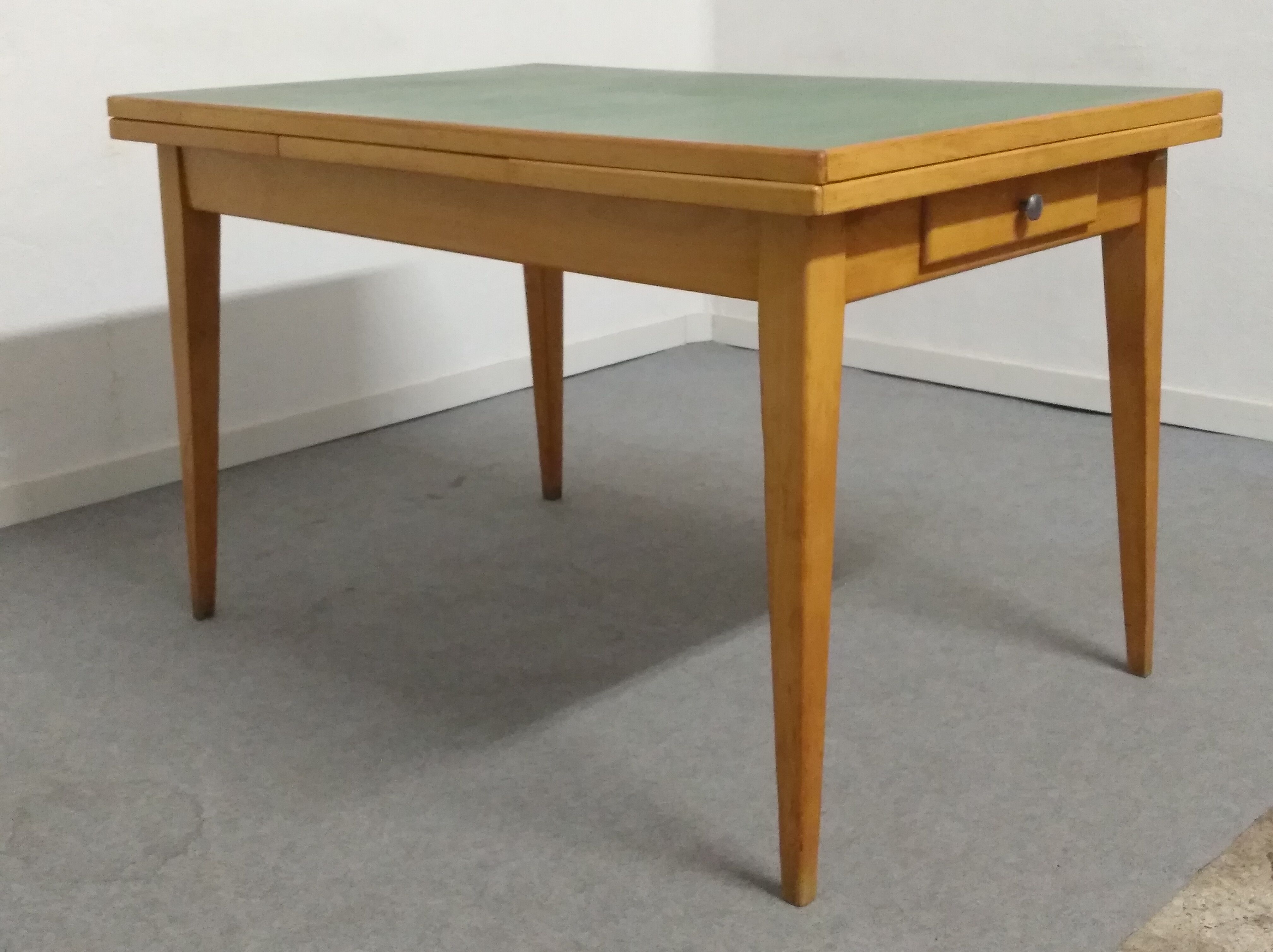 Kitchen table of the 50s/60s