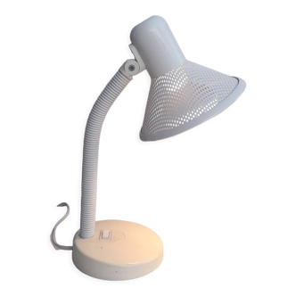 Lampe bureau vintage Massive en tôle perforée laquée blanc 1980