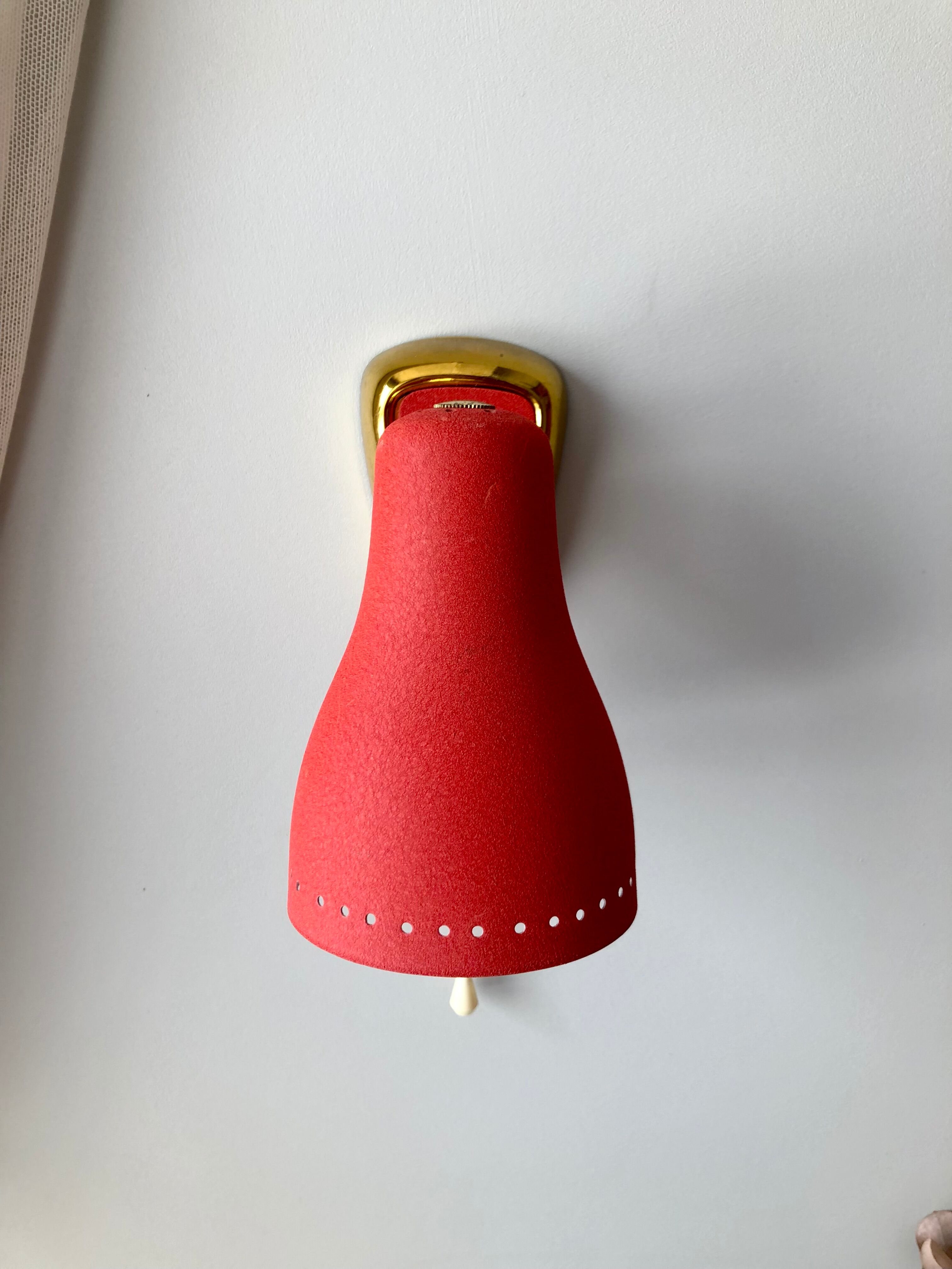 vintage pull-out wall lamp