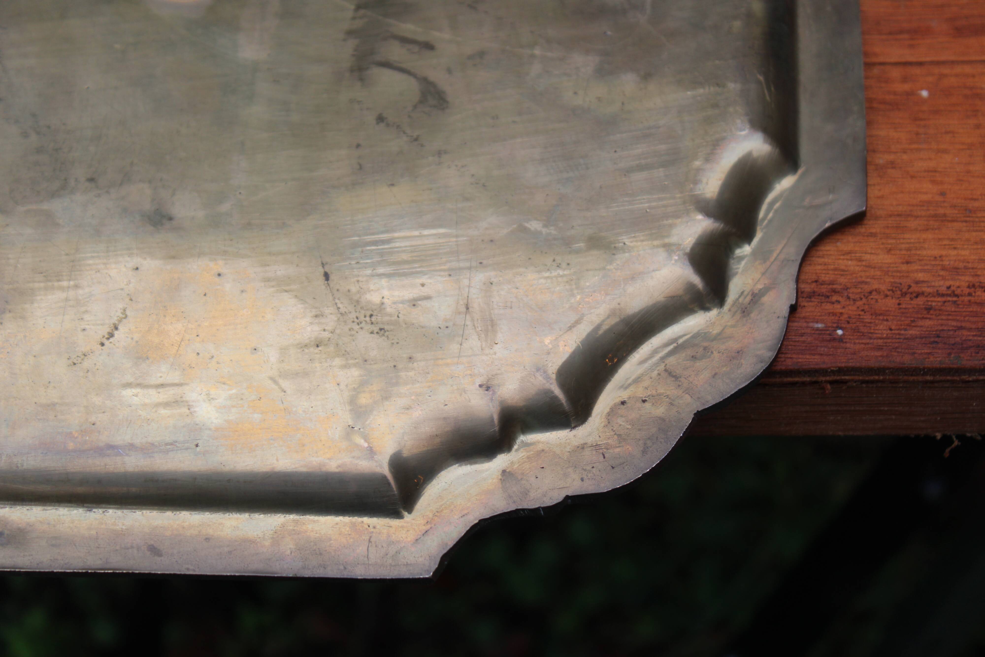 Antique yellow copper tray – 36 cm – Made in India