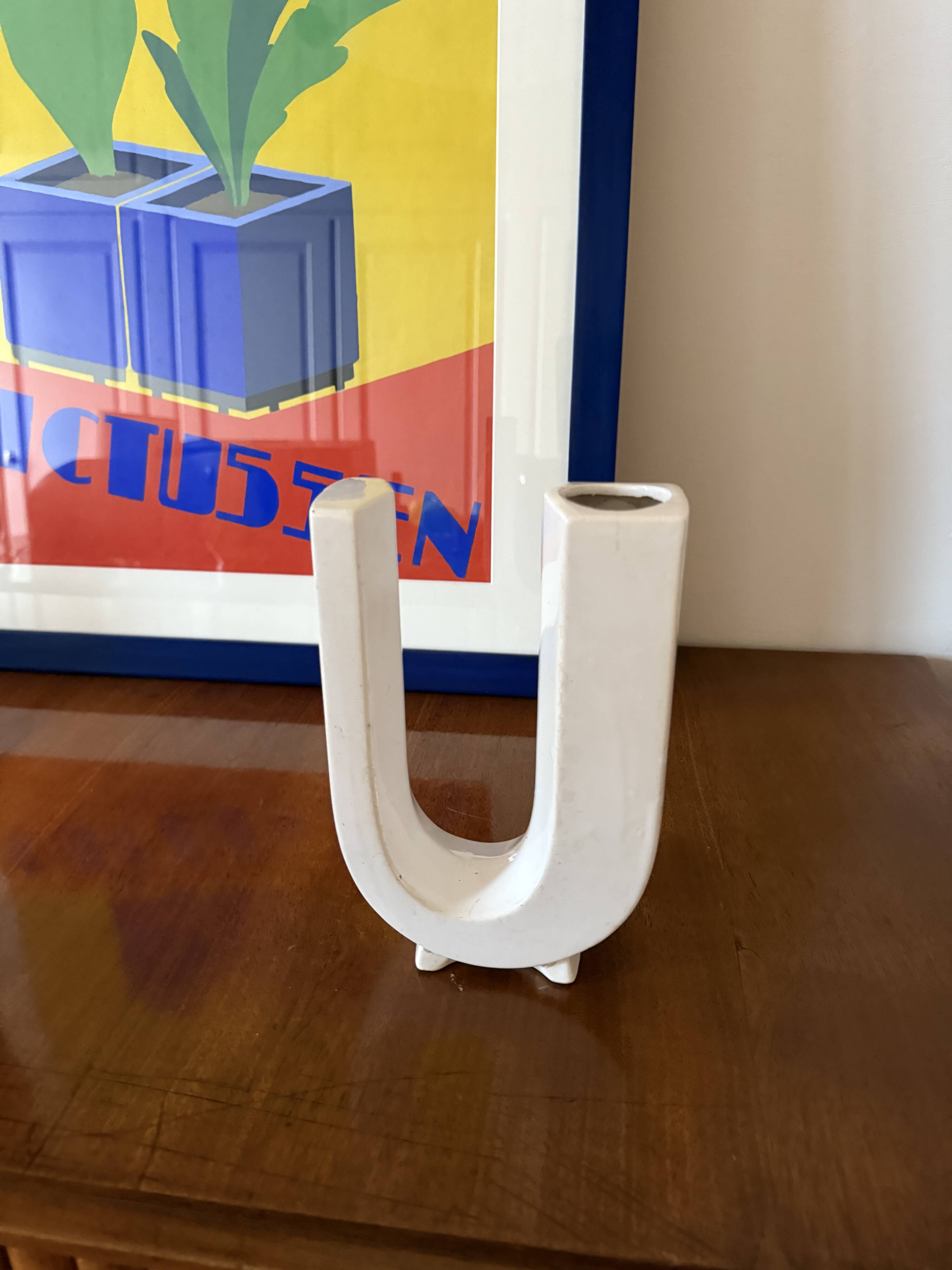 Space age U letter shaped solifleur vase, Marcel Radureau France 1970