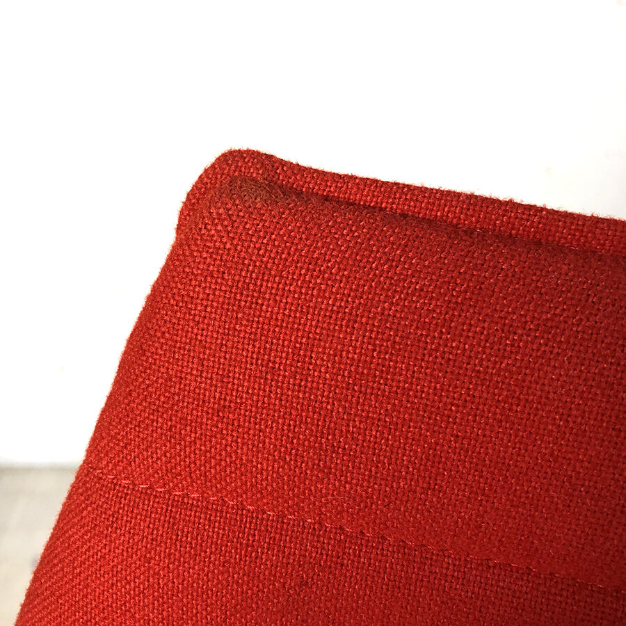 Red "Maui Soft" chair by Kartell