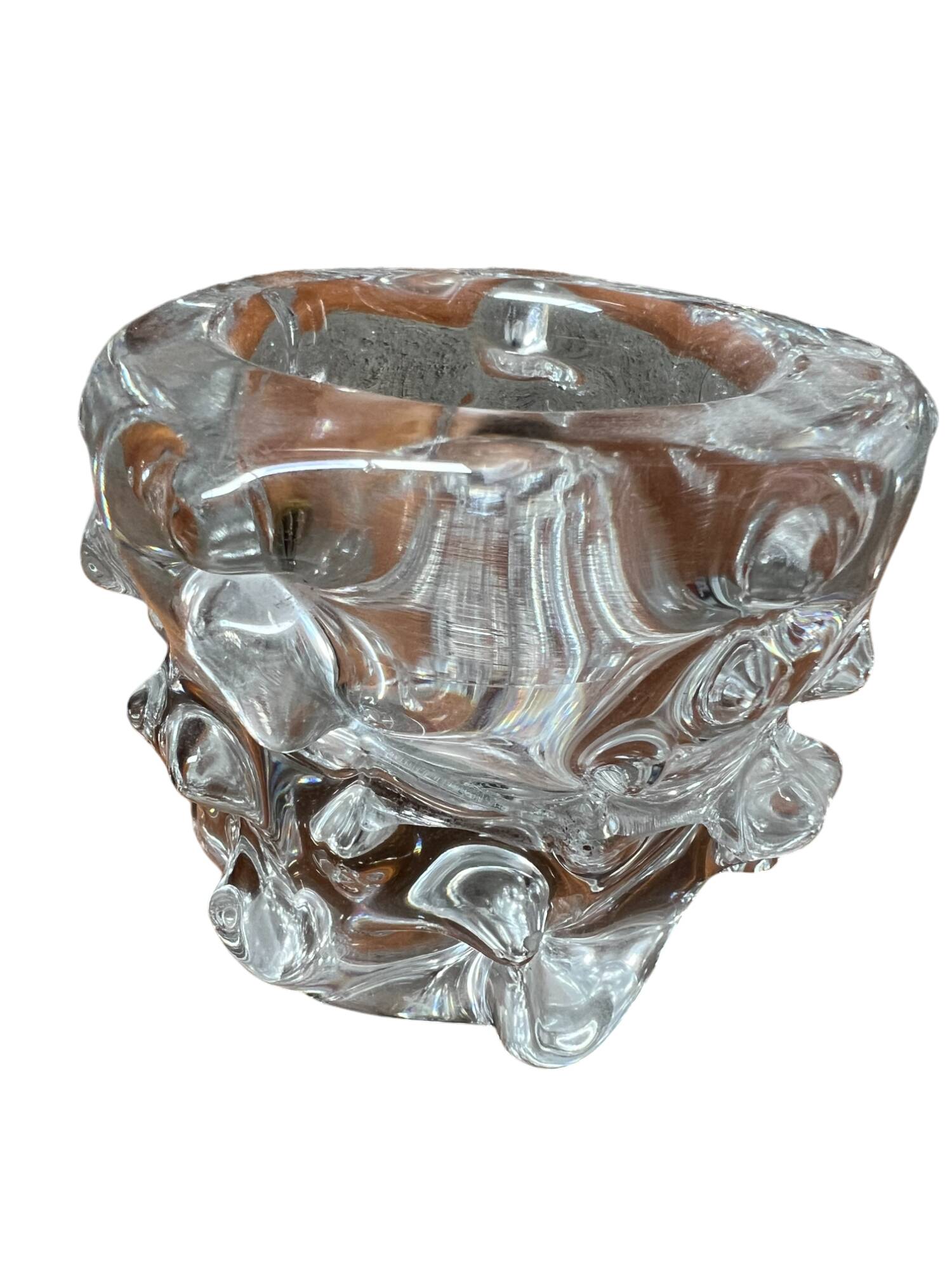 Glass pocket emptier